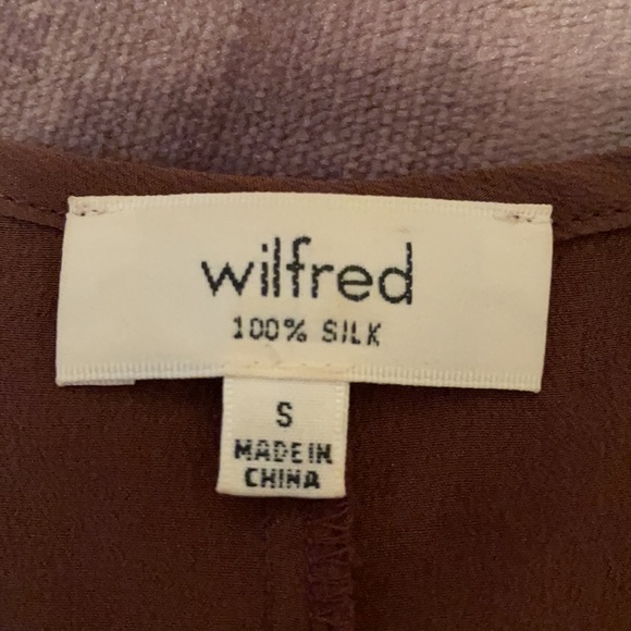 Aritzia Wilfred red silk top w/ lace - Picture 3 of 3